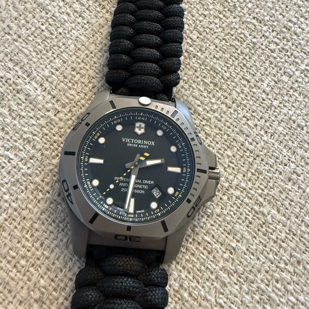 Victorinox Black and Gray I.N.O.X. Dive Watch - Paracord Strap - Picture 2 of 7